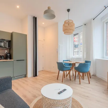 One Bedroom With Parking, Center * Tourcoing