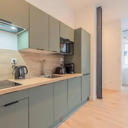 One Bedroom With Parking, Center Tourcoing