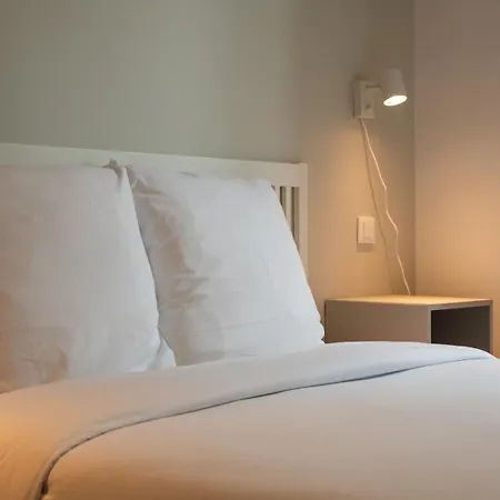 One Bedroom With Parking, Center *